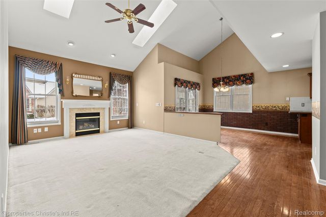 6166 Natures Cove, Grand Blanc, MI 48439