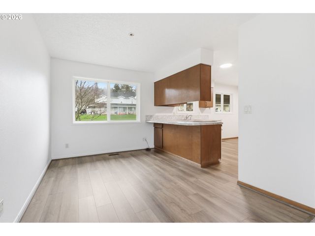 52890 Nw 7TH St, Scappoose, OR 97056