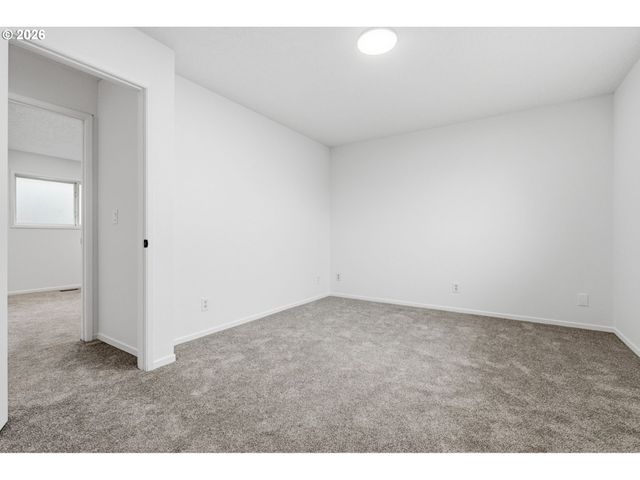 52890 Nw 7TH St, Scappoose, OR 97056