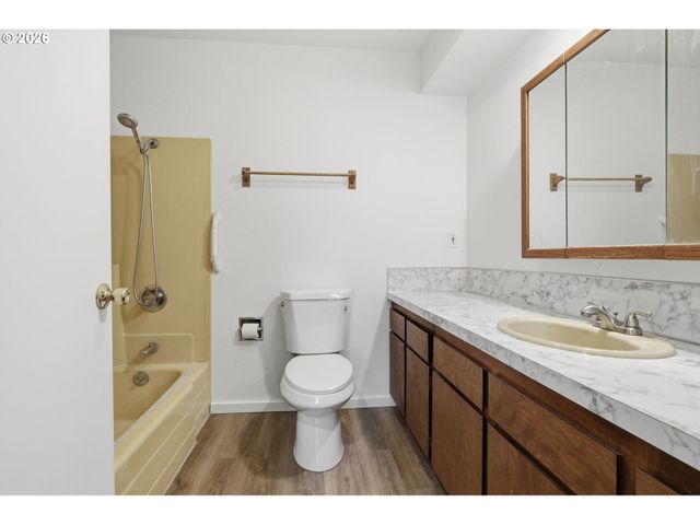 52890 Nw 7TH St, Scappoose, OR 97056