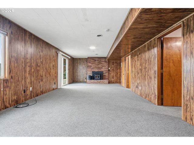 52890 Nw 7TH St, Scappoose, OR 97056