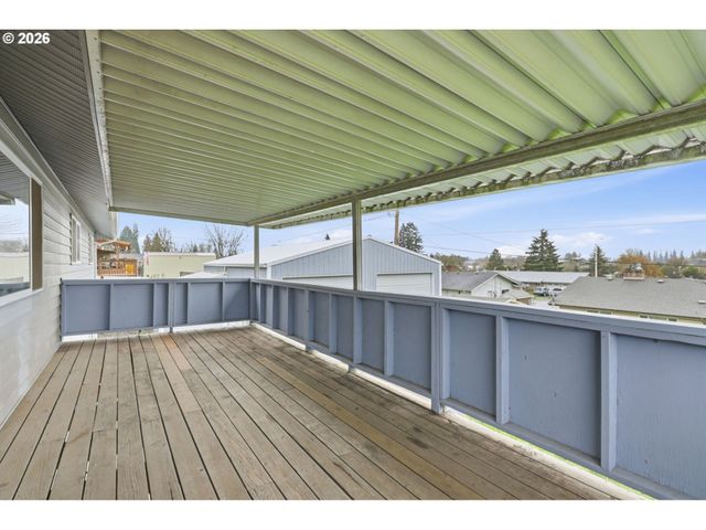 52890 Nw 7TH St, Scappoose, OR 97056