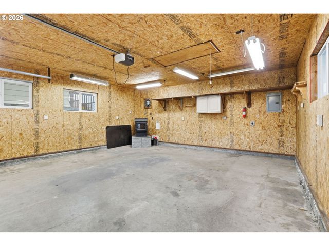 52890 Nw 7TH St, Scappoose, OR 97056