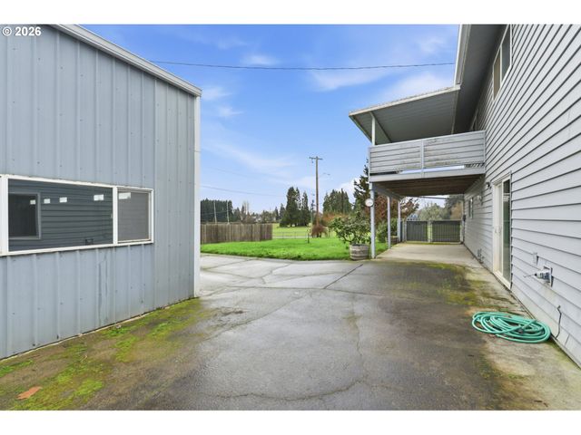 52890 Nw 7TH St, Scappoose, OR 97056