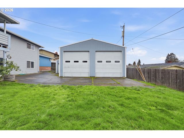 52890 Nw 7TH St, Scappoose, OR 97056