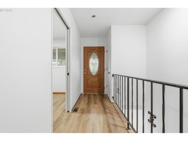 52890 Nw 7TH St, Scappoose, OR 97056