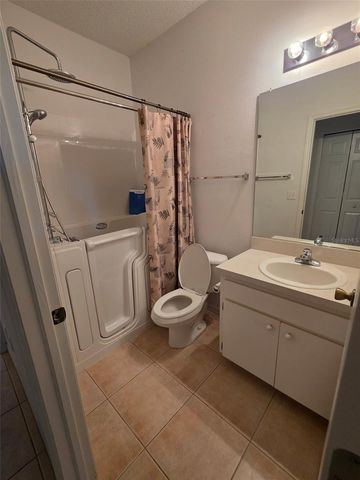 2608 NEWCOMB COURT, Sun City Center, FL 33573