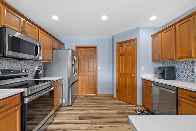 6427 San Marino DRIVE, Mount Pleasant, WI 53406