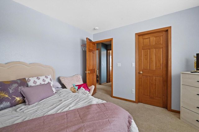 6427 San Marino DRIVE, Mount Pleasant, WI 53406