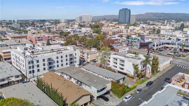 1525 Armacost Avenue, Los Angeles, CA 90025