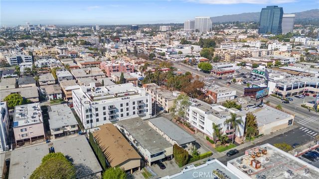 1525 Armacost Avenue, Los Angeles, CA 90025