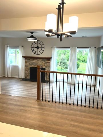 27 Mineola Road 27, Fox Lake, IL 60020