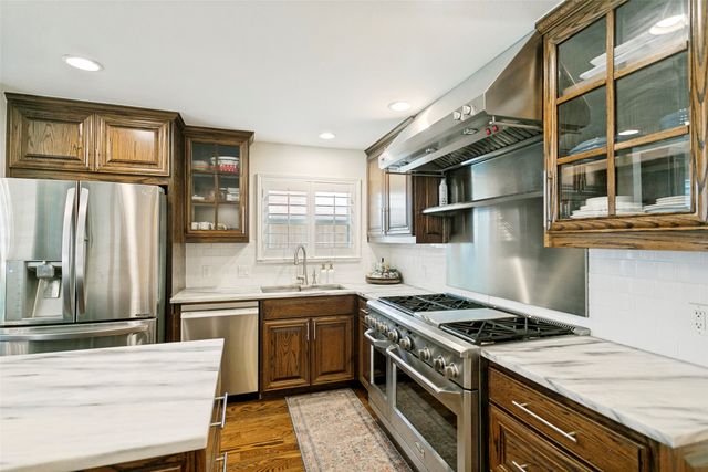 6010 Yellow Rock Trail, Dallas, TX 75248