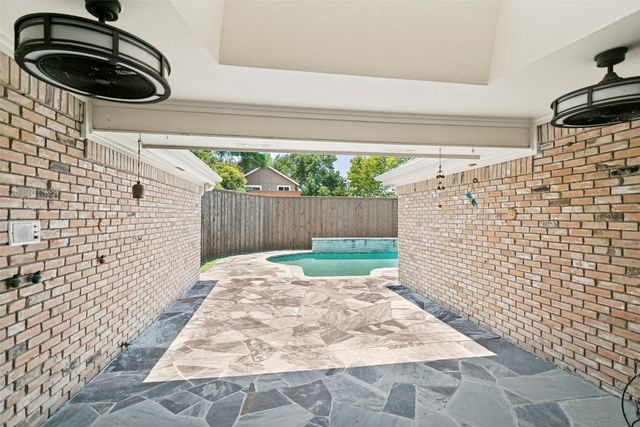 6010 Yellow Rock Trail, Dallas, TX 75248