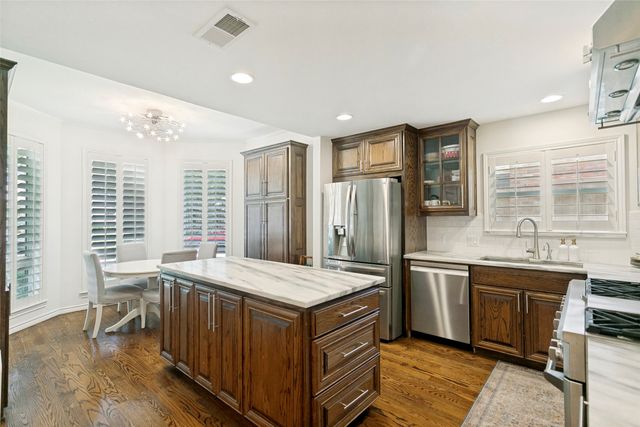 6010 Yellow Rock Trail, Dallas, TX 75248