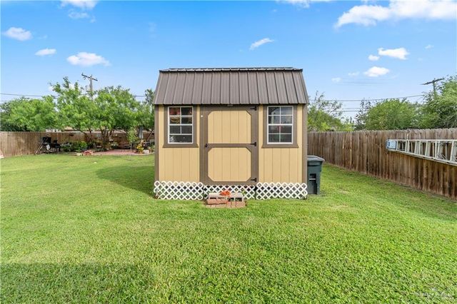 1161 N McCullough Street, San Benito, TX 78586
