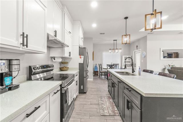 1161 N McCullough Street, San Benito, TX 78586