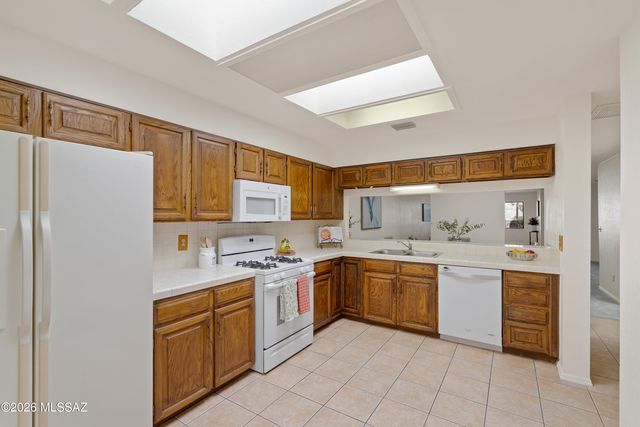 7840 N La Cañada Drive, Tucson, AZ 85704