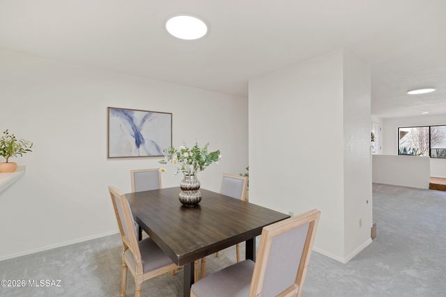 7840 N La Cañada Drive, Tucson, AZ 85704
