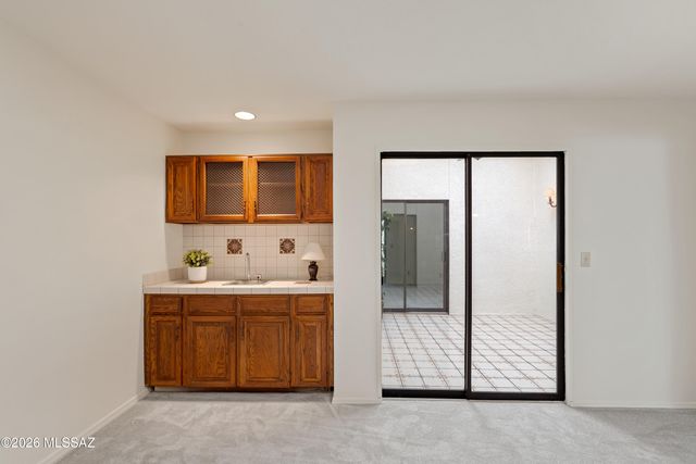 7840 N La Cañada Drive, Tucson, AZ 85704