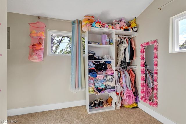 523 Purdue Avenue, Elyria, OH 44035