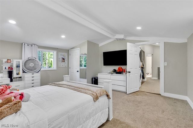 523 Purdue Avenue, Elyria, OH 44035