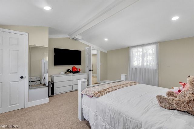 523 Purdue Avenue, Elyria, OH 44035