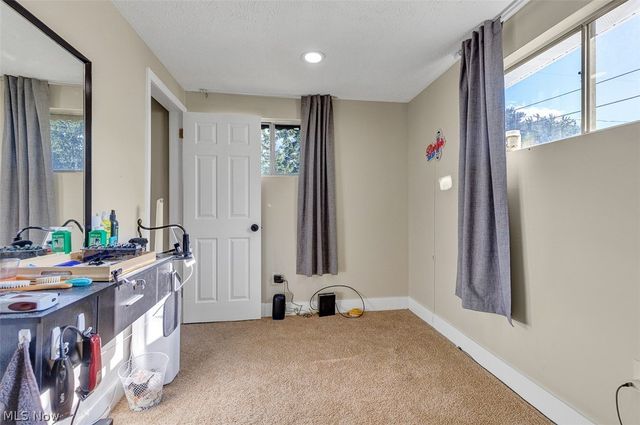 523 Purdue Avenue, Elyria, OH 44035