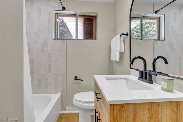 523 Purdue Avenue, Elyria, OH 44035