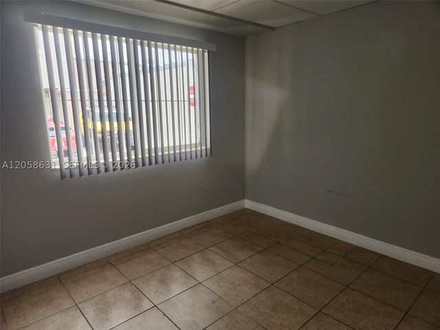 1410 SW 1st St 1420, Miami, FL 33135