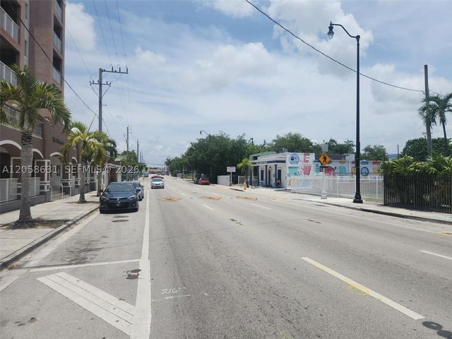 1410 SW 1st St 1420, Miami, FL 33135