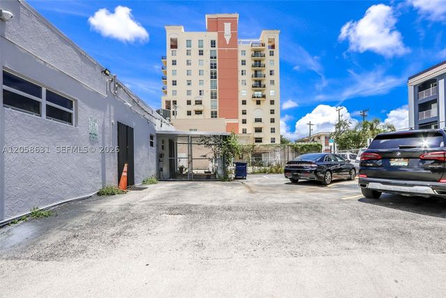 1410 SW 1st St 1420, Miami, FL 33135