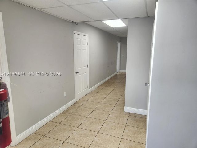 1410 SW 1st St 1420, Miami, FL 33135