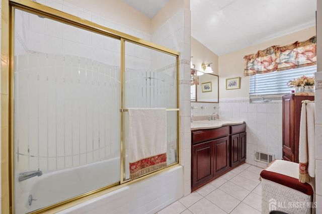 14 Heather Drive, Old Bridge, NJ 08857