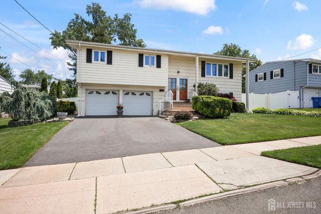 14 Heather Drive, Old Bridge, NJ 08857