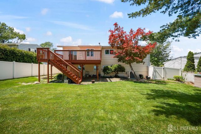 14 Heather Drive, Old Bridge, NJ 08857