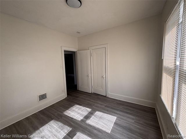 15771 Turner St, Detroit, MI 48238