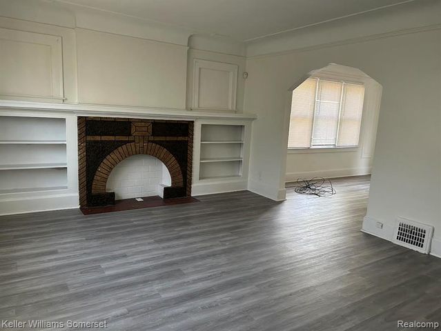 15771 Turner St, Detroit, MI 48238