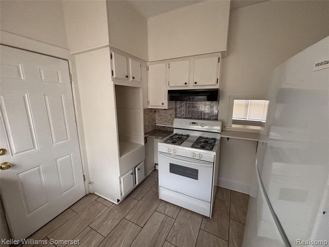 15771 Turner St, Detroit, MI 48238