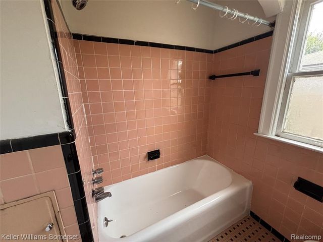 15771 Turner St, Detroit, MI 48238