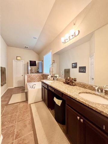 18607 Pelham Grove Lane, Richmond, TX 77407