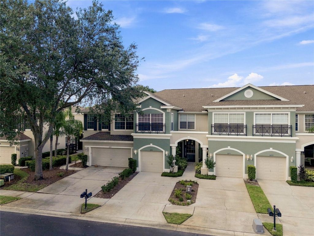 Image 3 of property listing at 2251 PARK CRESCENT DRIVE, Land O Lakes, FL 34639