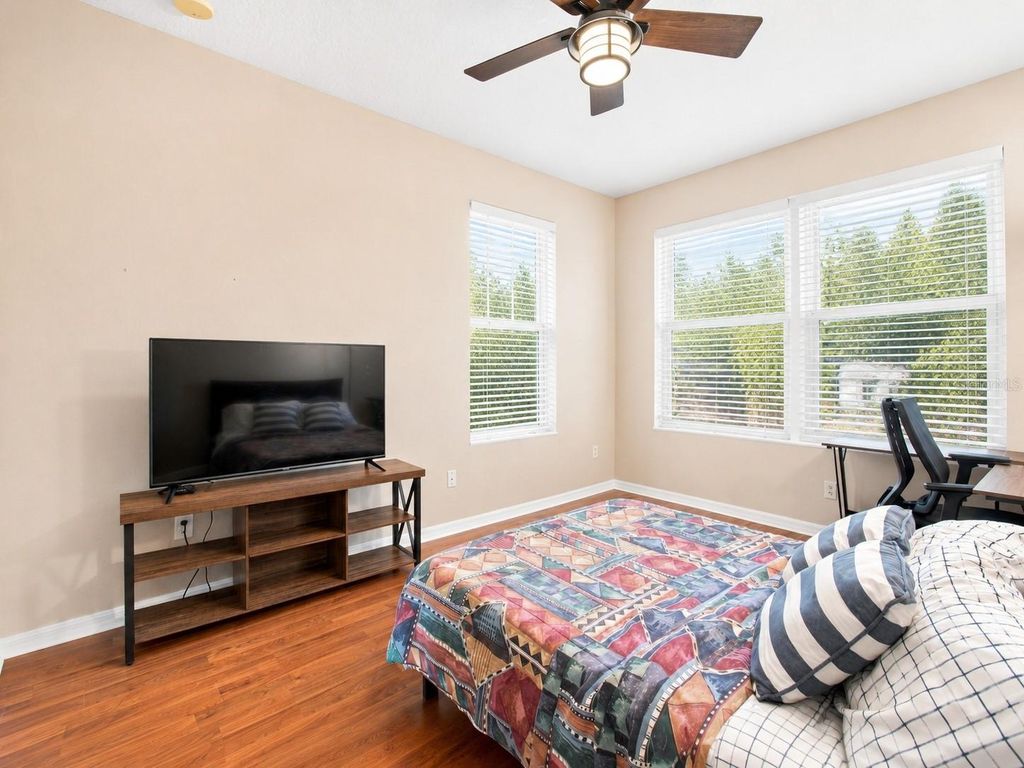 Image 31 of property listing at 2251 PARK CRESCENT DRIVE, Land O Lakes, FL 34639