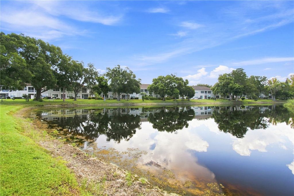 Image 41 of property listing at 2251 PARK CRESCENT DRIVE, Land O Lakes, FL 34639