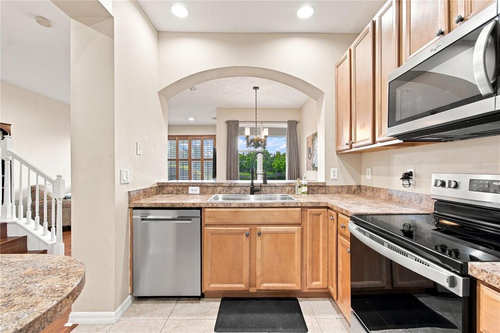 Image 8 of property listing at 2251 PARK CRESCENT DRIVE, Land O Lakes, FL 34639