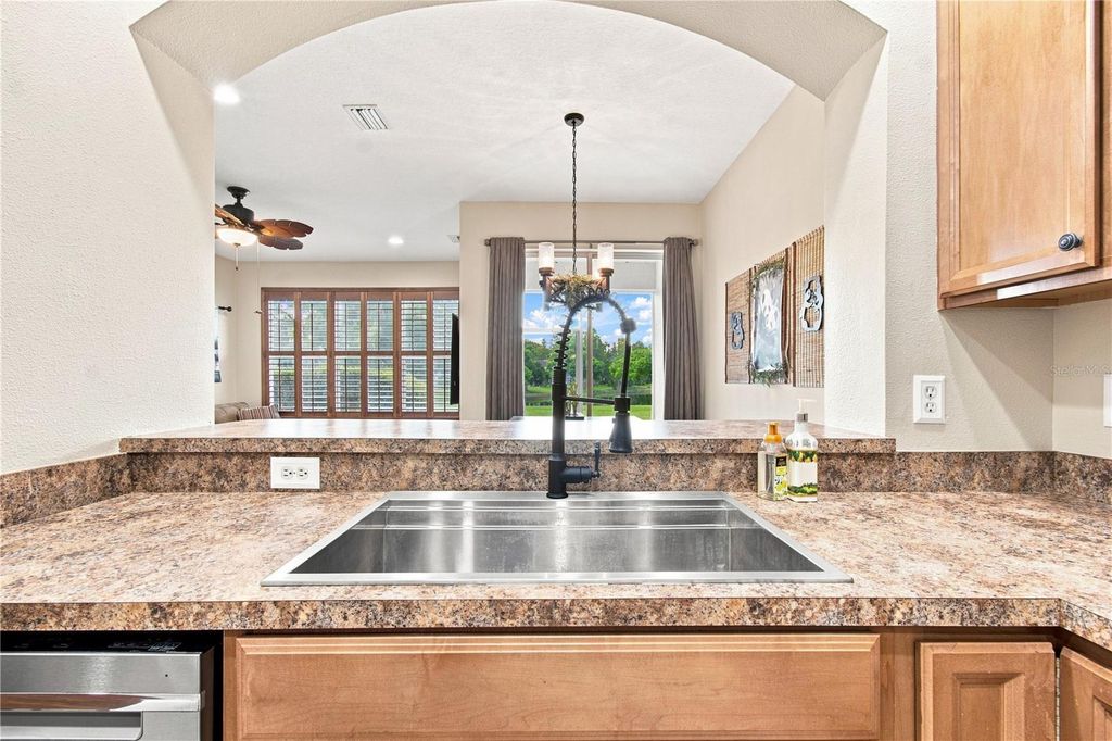 Image 9 of property listing at 2251 PARK CRESCENT DRIVE, Land O Lakes, FL 34639