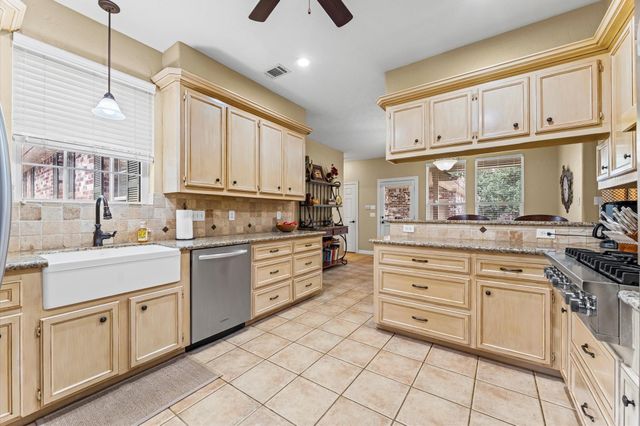 22625 Tomball Cemetery Road, Tomball, TX 77377