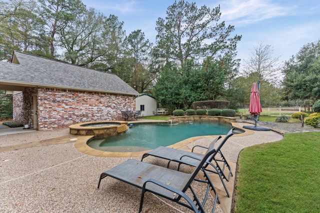 22625 Tomball Cemetery Road, Tomball, TX 77377