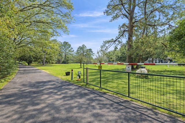 22625 Tomball Cemetery Road, Tomball, TX 77377