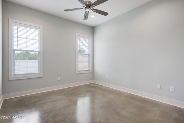 211 Silver Star Court, Broussard, LA 70518